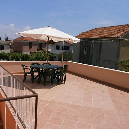 Apartments Juraga Μούρτερ Δωμάτιο φωτογραφία